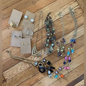 Assorted jewelry lot — necklaces + earrings